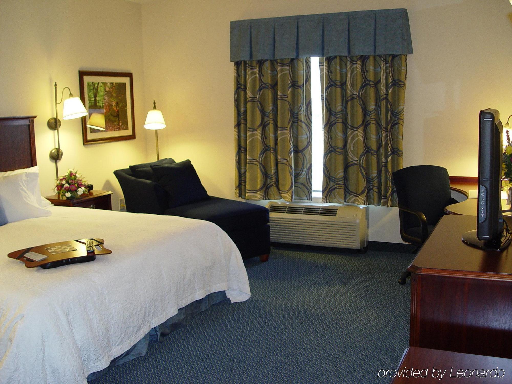 Hampton Inn Harrisonburg South Chambre photo