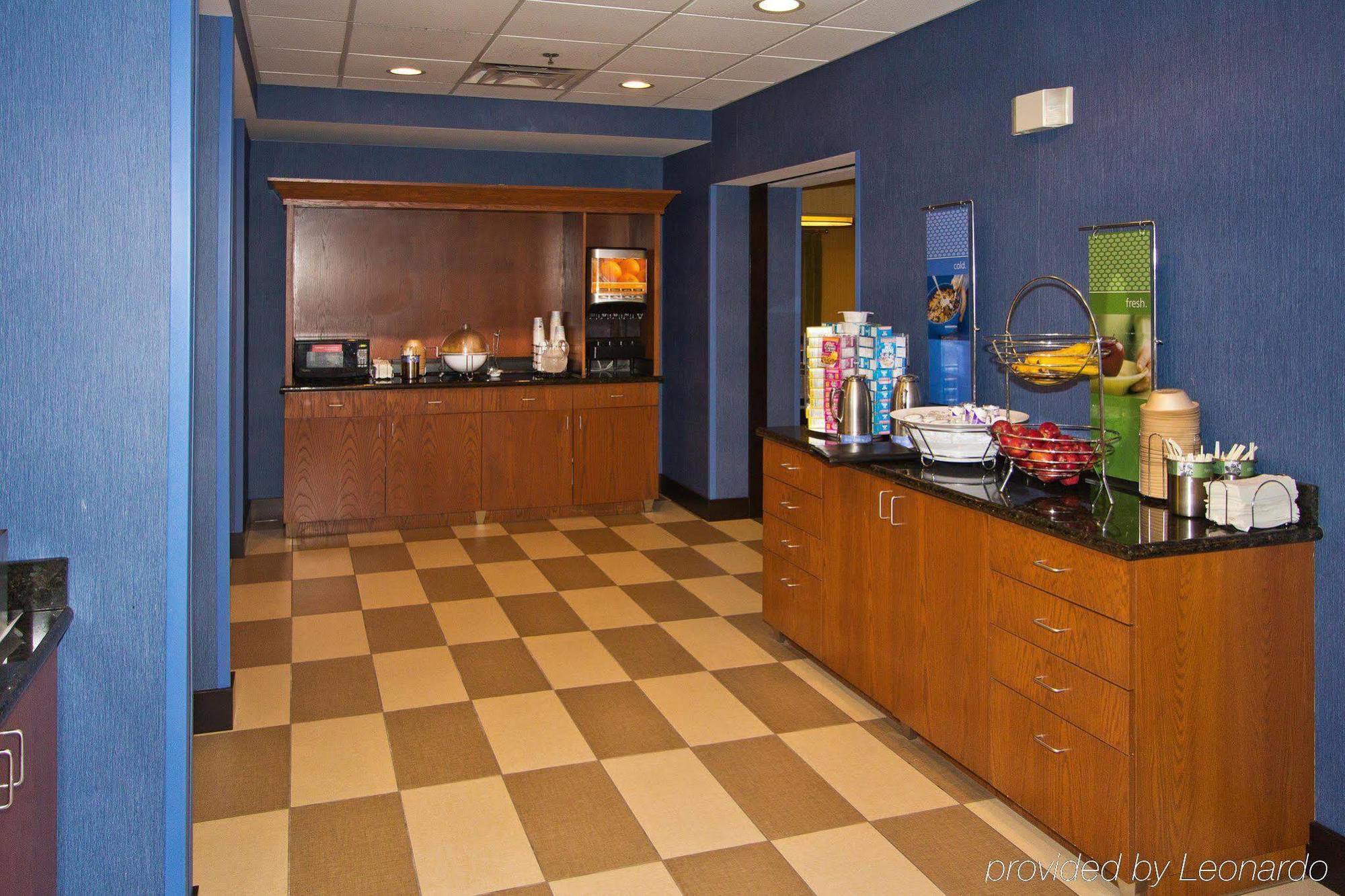 Hampton Inn Harrisonburg South Extérieur photo